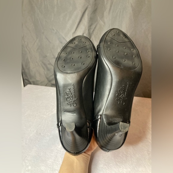 Life Stride Black Heels with Silver Buckle - Picture 5 of 8